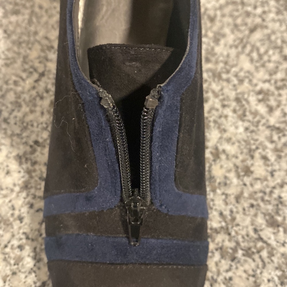 Impo Triumph Suede Booties with Zipper - Picture 5 of 10